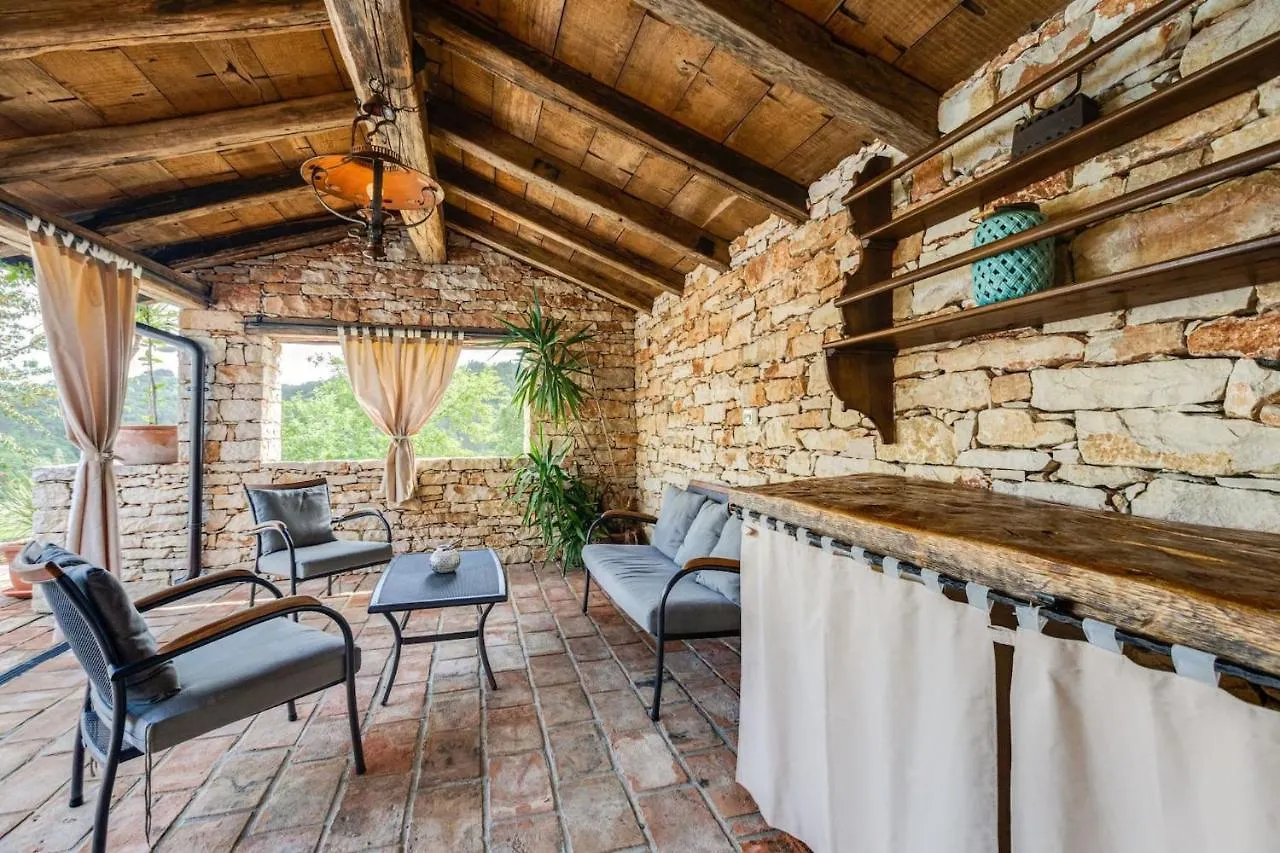 Rustic Villa Casa Mazuli With Pool In Grožnjan